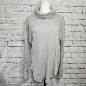 ARITZIA The Group by Babaton Thermal Cowl Neck Gray Thermal Long Sleeve Sz Small